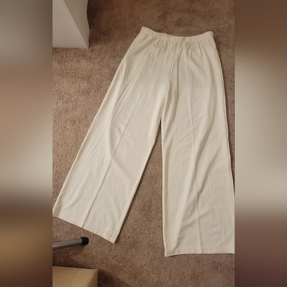 BFYA Walker Floral Tunic And Pants - Picture 8 of 10